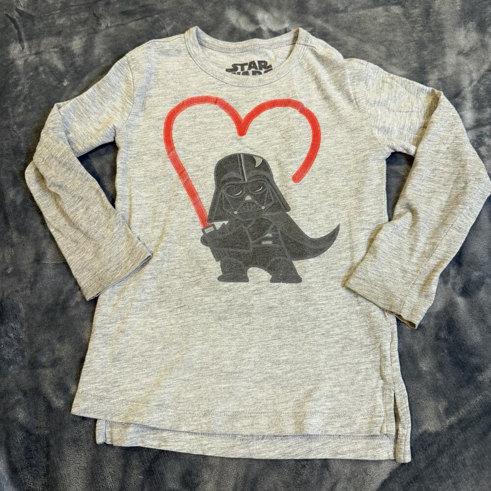 Star Wars Darth Vader heart Lightsaber Graphic T-Shirt Toddler 5T L/S Grey